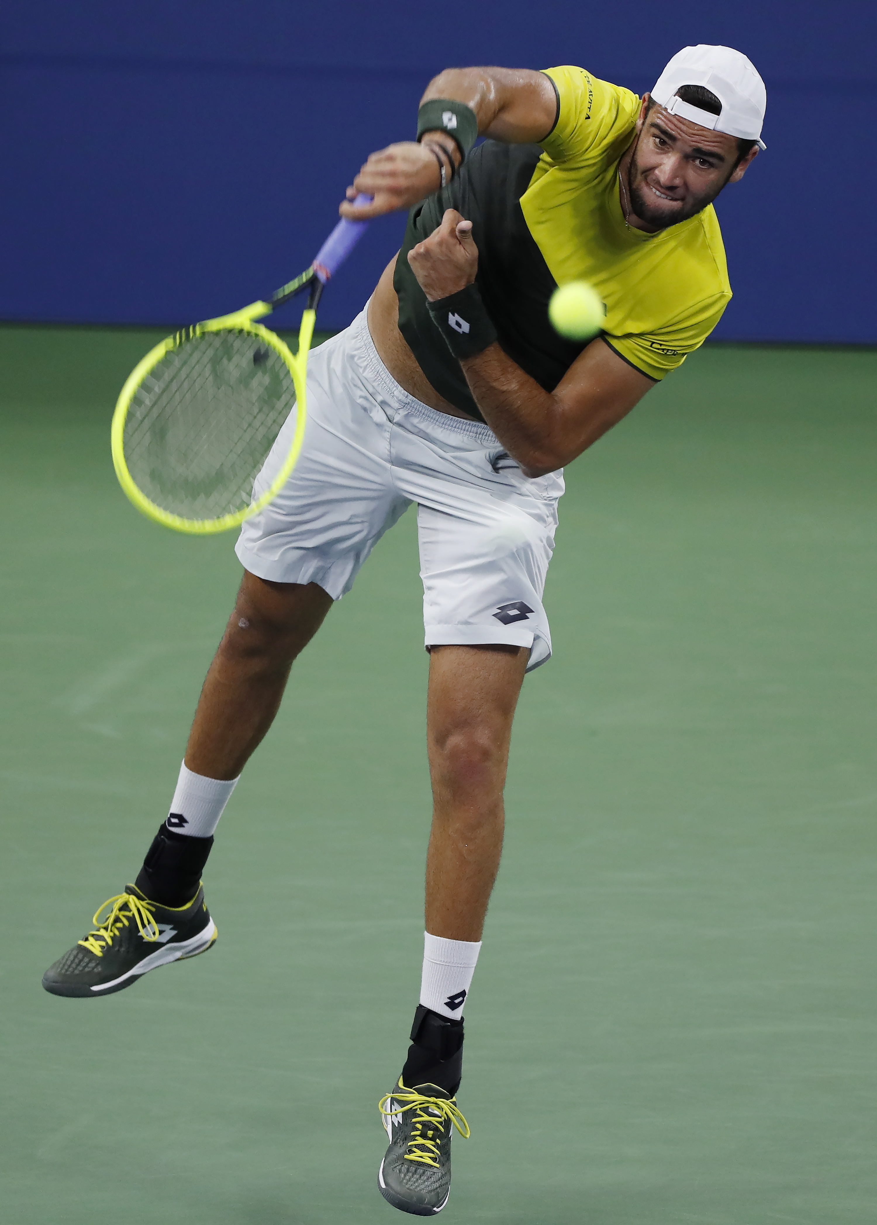 与此形成鲜 与此形成鲜